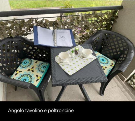 Appartamento DolceCasaLeoGiu con parcheggio coperto gratuito Vitinia Esterno foto